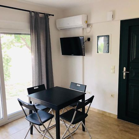 Ionian White Apartments Lefkada City Exterior photo