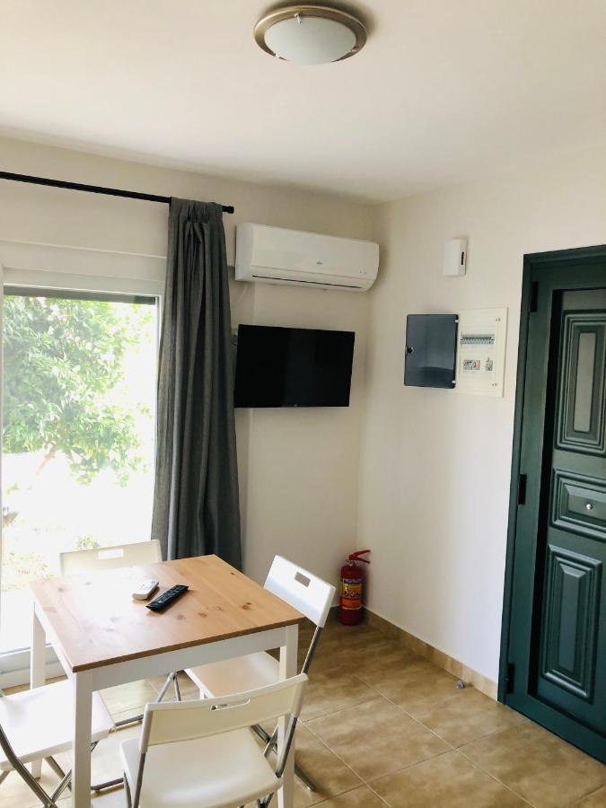 Ionian White Apartments Lefkada City Exterior photo